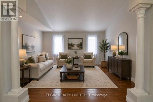 578 Wellington Street, St. Thomas, ON - Indoor Photo Showing Living Room