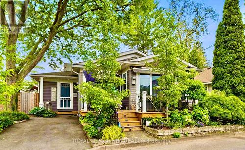 11 PEEL STREET  St. Catharines (Port Dalhousie), ON L2N 5A2