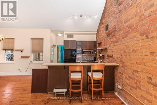 18 Pearl Street S, Hamilton, ON 