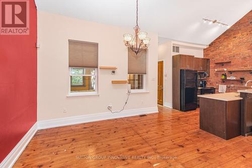 18 Pearl Street S, Hamilton, ON 