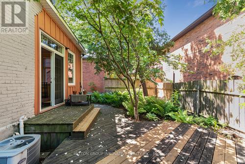 18 Pearl Street S, Hamilton, ON 