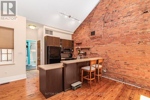 18 Pearl Street S, Hamilton, ON 