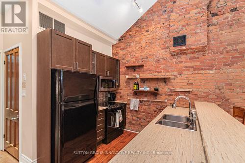18 Pearl Street S, Hamilton, ON 