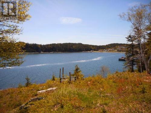 6 Parsonage Road, Beachside, NL 