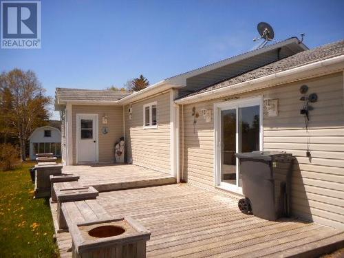 6 Parsonage Road, Beachside, NL 