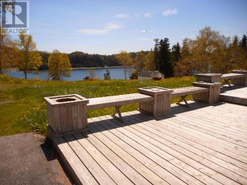 6 Parsonage Road, Beachside, NL 