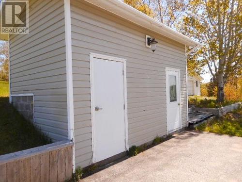 6 Parsonage Road, Beachside, NL 
