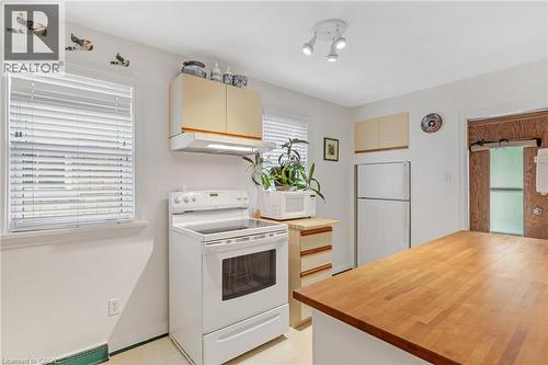 34 Sixth Avenue, Kitchener, ON 