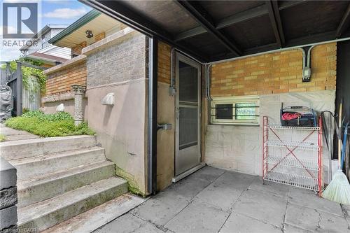 34 Sixth Avenue, Kitchener, ON 