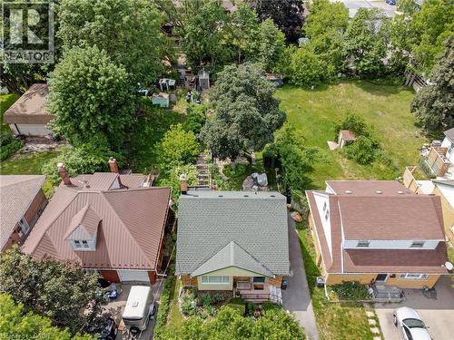 34 Sixth Avenue, Kitchener, ON 