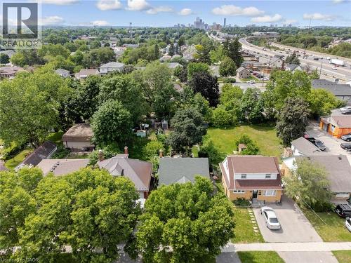 34 Sixth Avenue, Kitchener, ON 