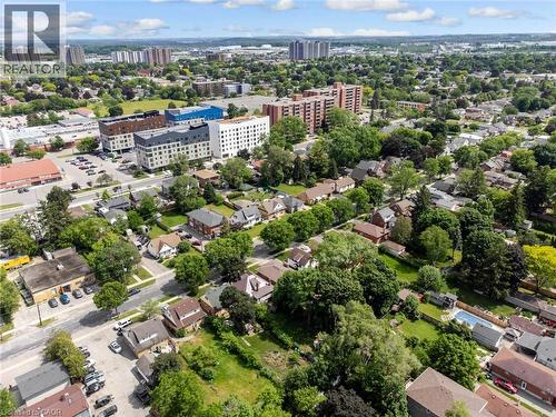 34 Sixth Avenue, Kitchener, ON 