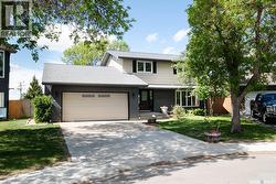 324 Lockwood ROAD  Regina, SK S4S 6E2