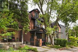 75 FULLER AVENUE Toronto, ON M6R 2C4