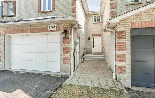 5041 Rundle Court, Mississauga, ON 