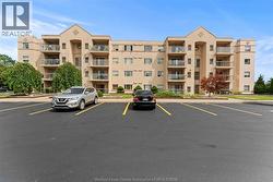 310 VILLAGE GROVE DRIVE Unit# 213 Tecumseh, ON N8N 4X7