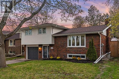 1227 CARTIER BOULEVARD  Peterborough (Northcrest Ward 5), ON K9H 6S2