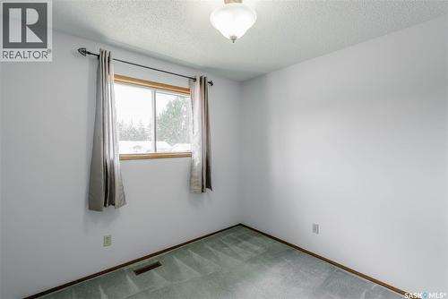 758 Lenore Drive, Saskatoon, SK 
