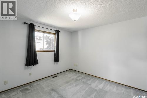 758 Lenore Drive, Saskatoon, SK 