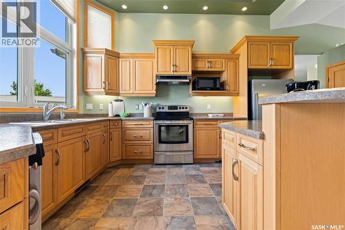 400 Lakeshore Drive, Wee Too Beach, SK 