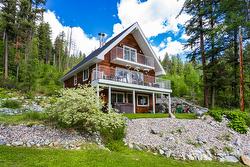 370 Philpott Road Kelowna, BC V1P 1J6