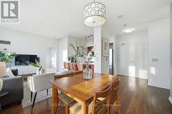 3302 - 2240 LAKE SHORE BOULEVARD W Toronto, ON M8V 0B1