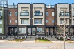 836 MIKINAK ROAD Ottawa, ON K1K 5A5