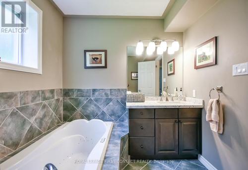 6 Nicklaus Drive, Barrie, ON 