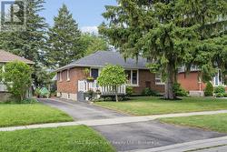 270 WINDSOR STREET Oshawa (Donevan), ON L1H 6G6