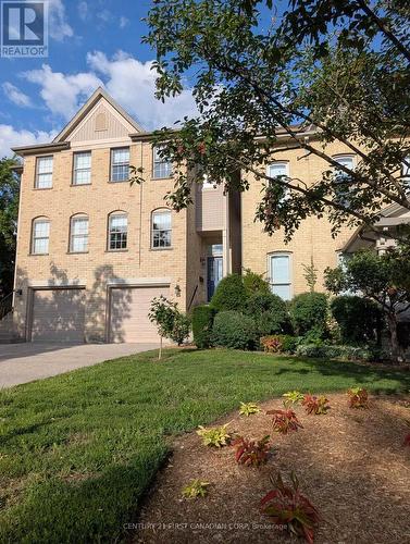 2 - 609 COLBORNE STREET  London East (East F), ON N6B 2V3