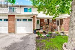34 - 532 SHERATON ROAD  Burlington, ON L7L 4B2