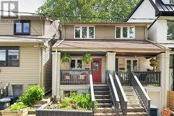 739 CRAVEN ROAD Toronto, ON M4L 2Z7
