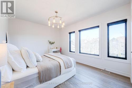 126 Forecastle Road, Vaughan, ON 