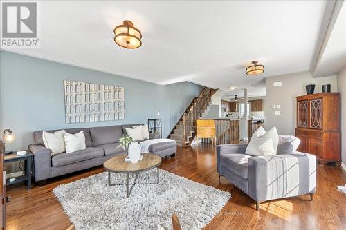 90 Magpie Way, Whitby, ON 