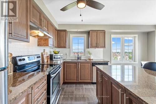 90 Magpie Way, Whitby, ON 