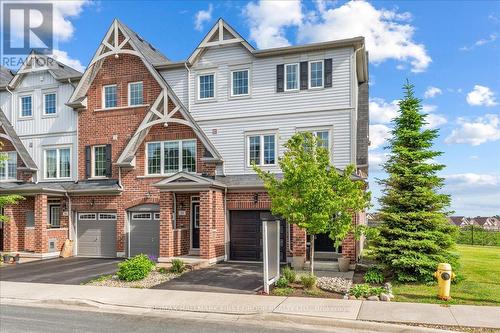 90 Magpie Way, Whitby, ON 