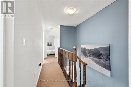 90 Magpie Way, Whitby, ON 