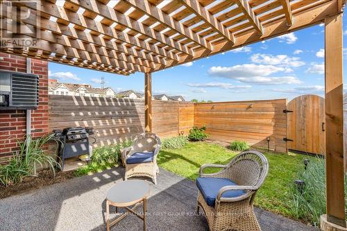 90 Magpie Way, Whitby, ON 