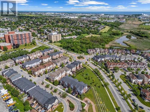 90 Magpie Way, Whitby, ON 