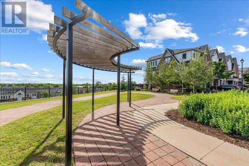 90 Magpie Way, Whitby, ON 