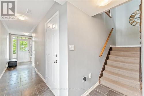 90 Magpie Way, Whitby, ON 
