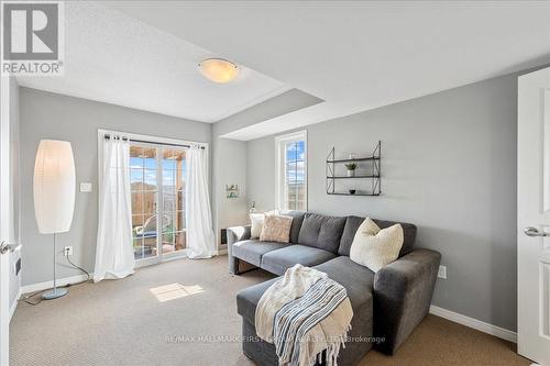 90 Magpie Way, Whitby, ON 
