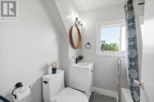 1790 King Street E, Cambridge, ON 