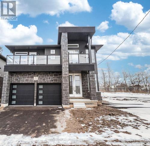 215 SOUTHWORTH STREET N  Welland, ON L3B 1Z4