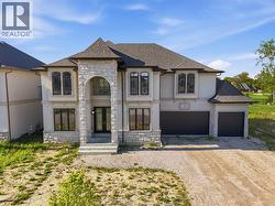 336 BENSON COURT Amherstburg, ON N9V 0A8