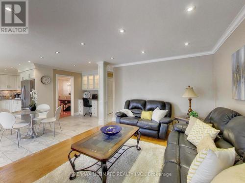 135 Glenn Hawthorne Boulevard, Mississauga, ON 