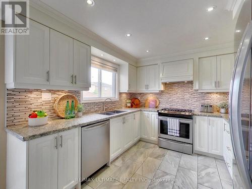 135 Glenn Hawthorne Boulevard, Mississauga, ON 