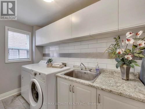 135 Glenn Hawthorne Boulevard, Mississauga, ON 