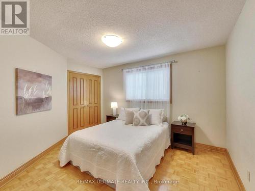 135 Glenn Hawthorne Boulevard, Mississauga, ON 