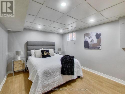 135 Glenn Hawthorne Boulevard, Mississauga, ON 